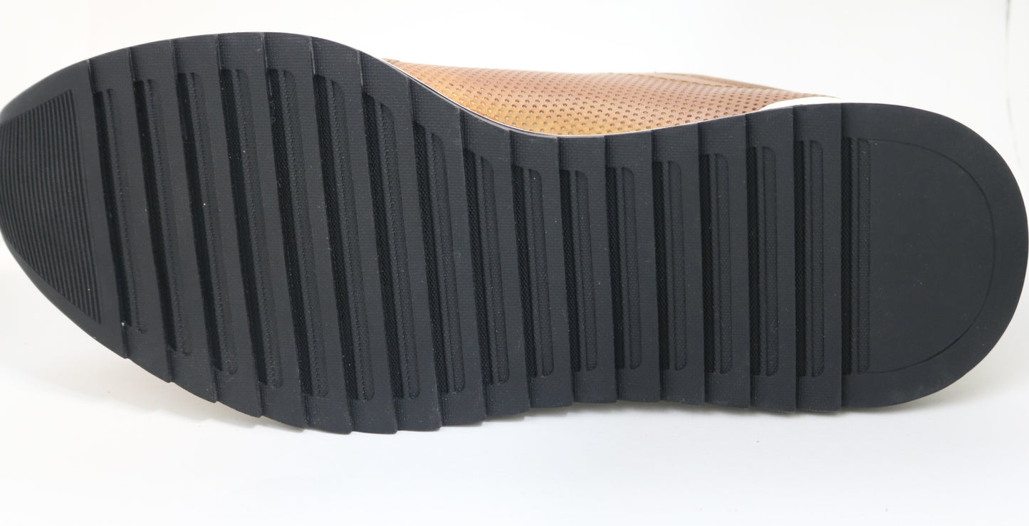 International  Casual Tour Shoe