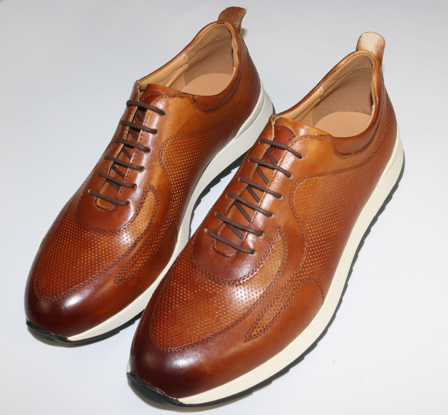 International  Casual Tour Shoe