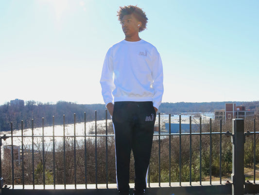White/Black MI Sweatshirt/Sweatpants Set